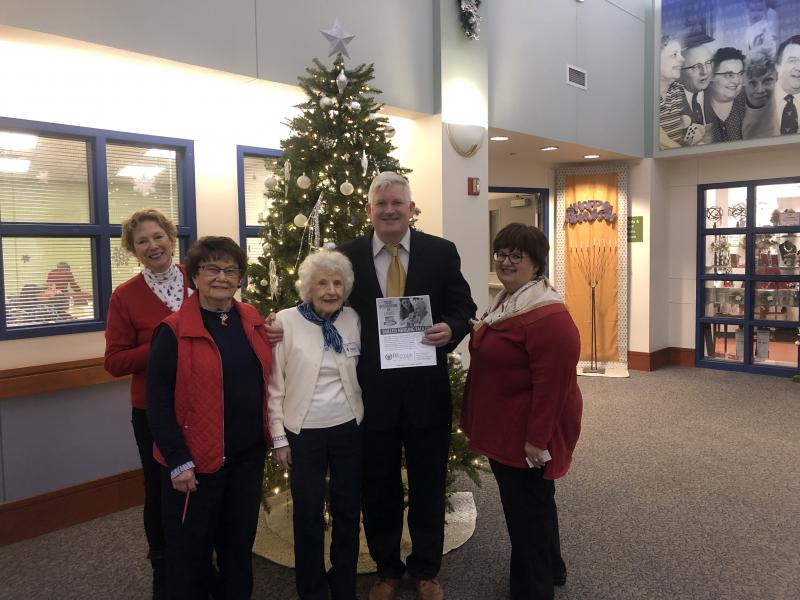 Kearns Visits Amherst Senior Center