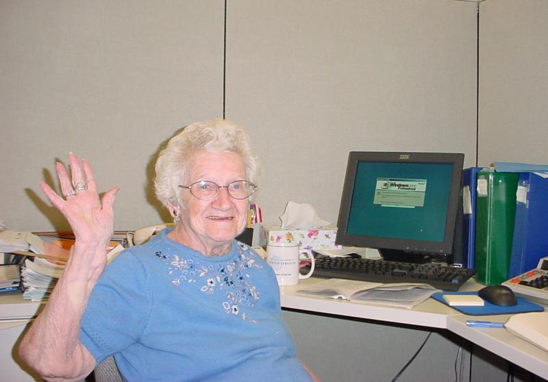 woman 90+ a computer